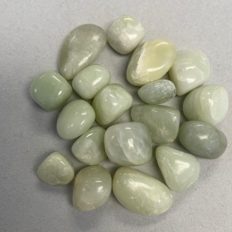 9990033 New Jade Tumbled Stone